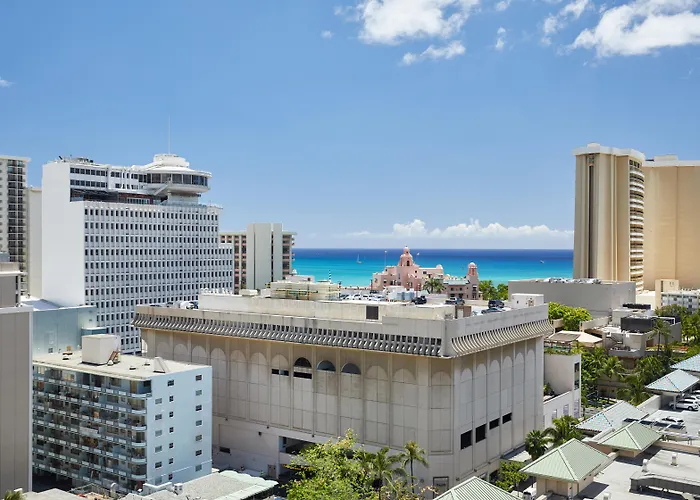 Waikiki Malia